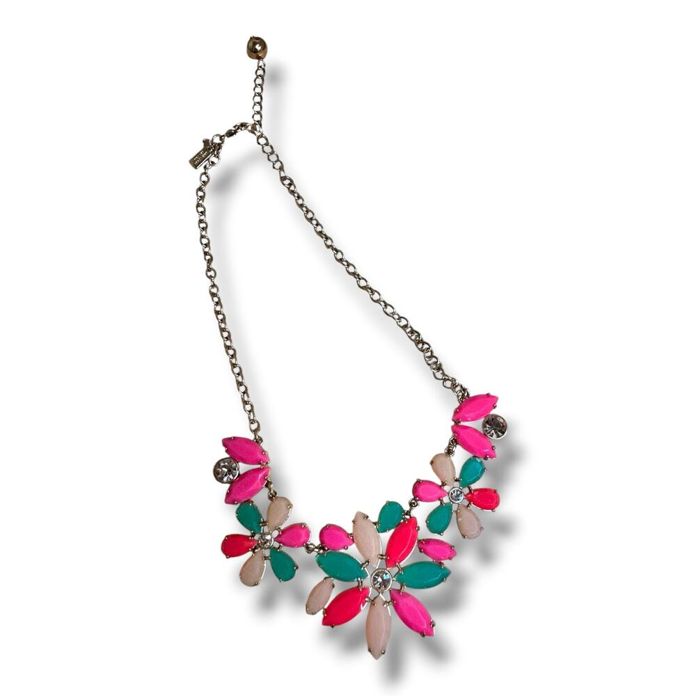 Kate Spade Gardens of Paris Floral Statement Necklace Pink Green
Bib Gold Tone - Picture 7 of 9